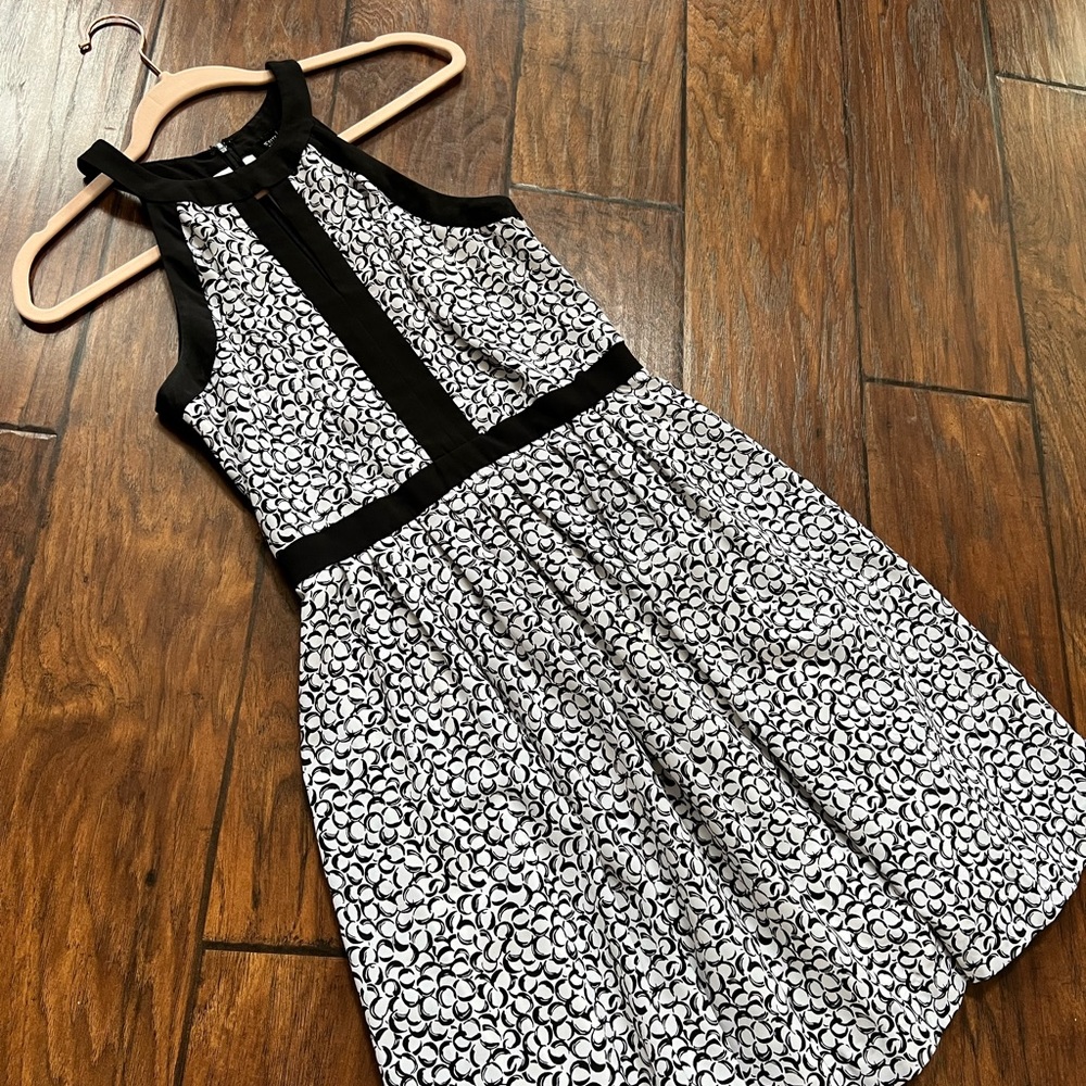 White House black market dress